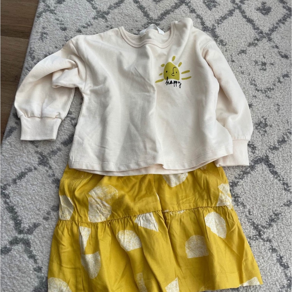H&M Cream and Yellow Kids Set